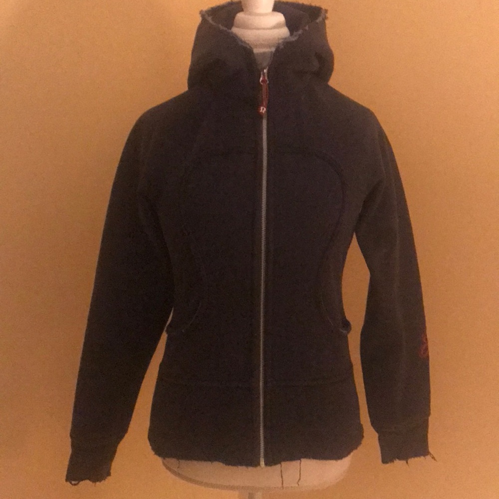 Lulu Lemon zipper fitted hoodie